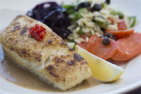  Halibut! Ein Leckerbissen mit Flüstern und Tarnungstalent? 